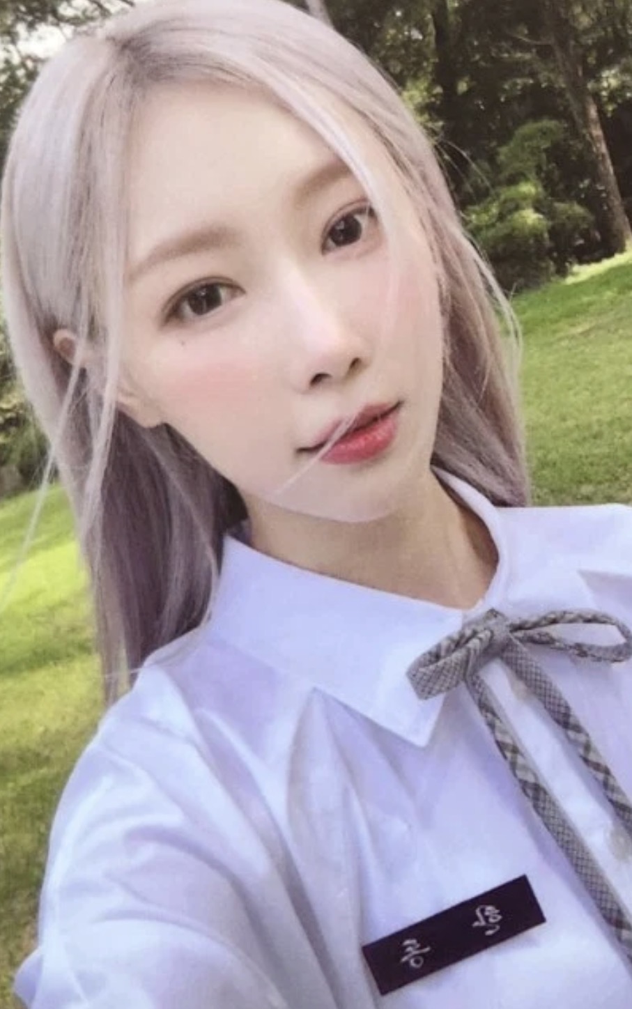 Handong Dreamcatcher photocard from [Dear My Youth] Photocard Set
