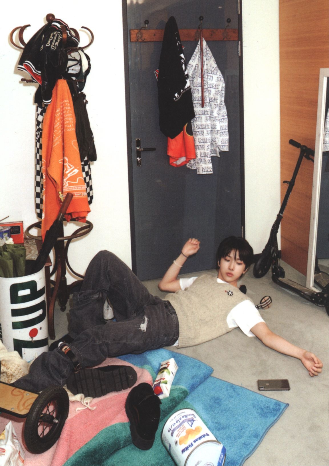 Woonhak BOYNEXTDOOR photocard from Postcard