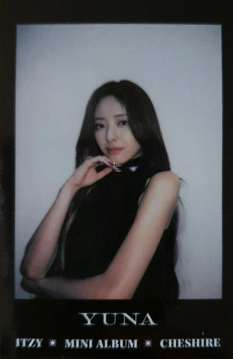 Yuna ITZY photocard - Cheshire Preorder