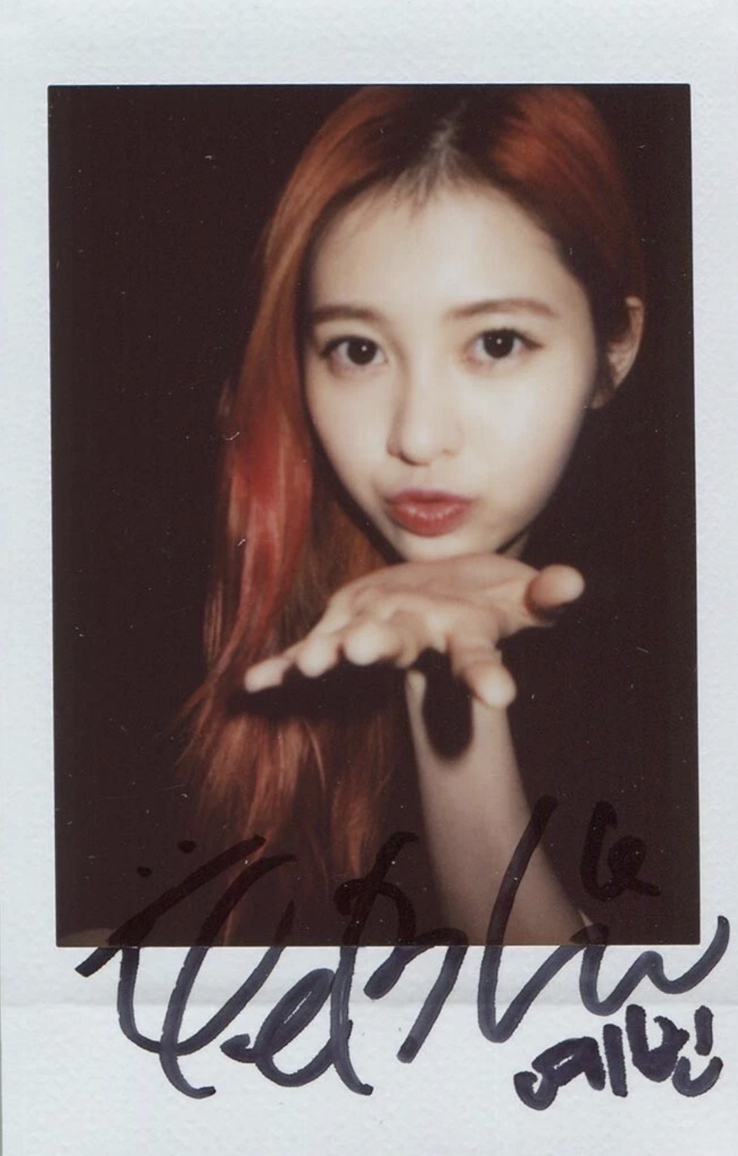 Autographed pob Autographed Polaroid