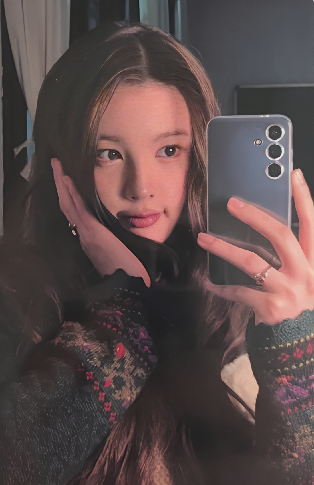 Ana Hearts2Hearts photocard from Preorder