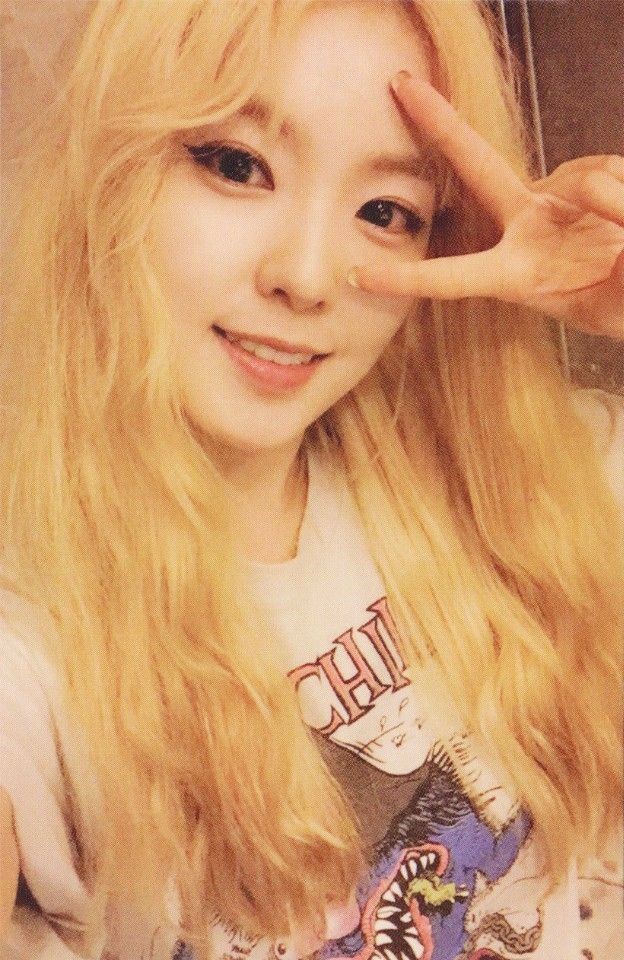 Irene Red Velvet photocard from Random Cards