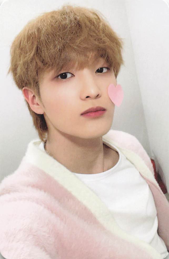 Sumin xikers photocard from Offline