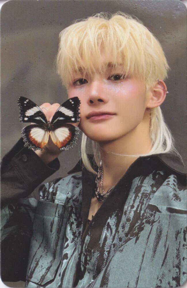 Jo &TEAM photocard from Photocard B