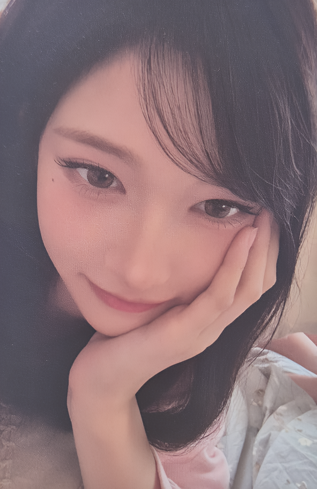 IVE 2nd World Tour 'SHOW WHAT I AM' Random Photocards Pack