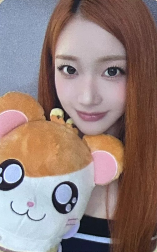 Sumin STAYC photocard from Online