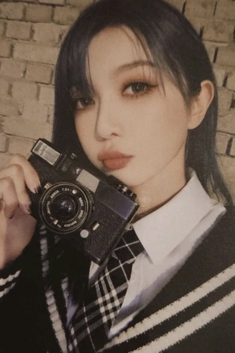 Dami Dreamcatcher photocard from Benefit