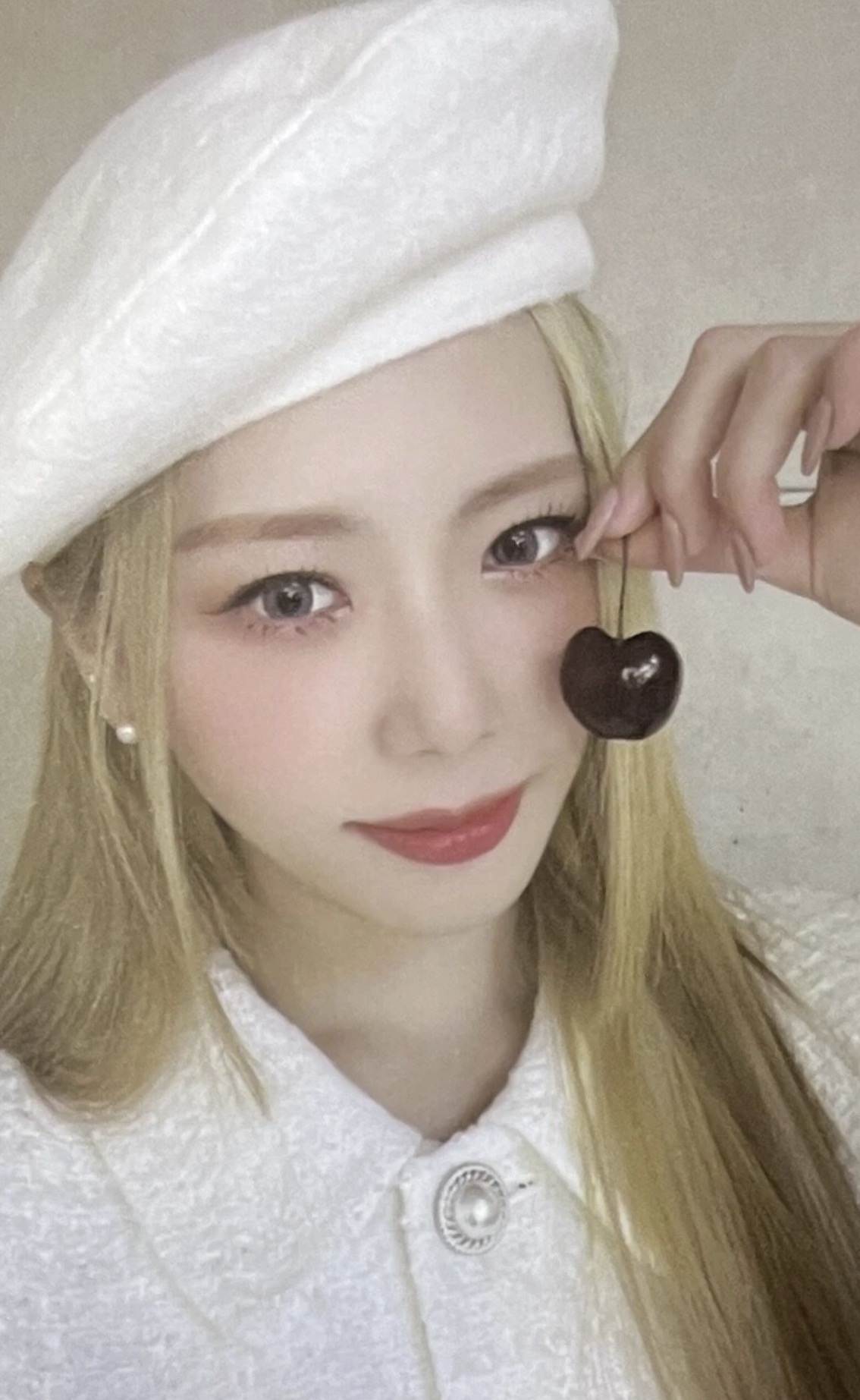 JiU Dreamcatcher photocard from Photocard
