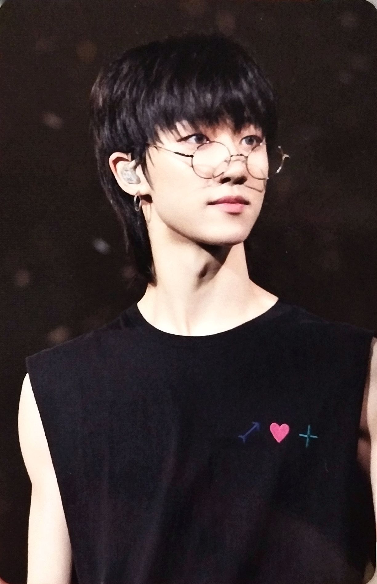 2018 SEVENTEEN Concert - ‘Ideal Cut’ in Seoul DVD Photocards