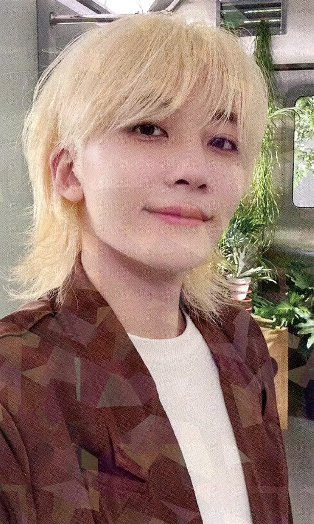 Jeonghan SEVENTEEN photocard from Preorder