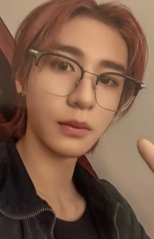 Leehan BOYNEXTDOOR photocard from Target (Exclusive)