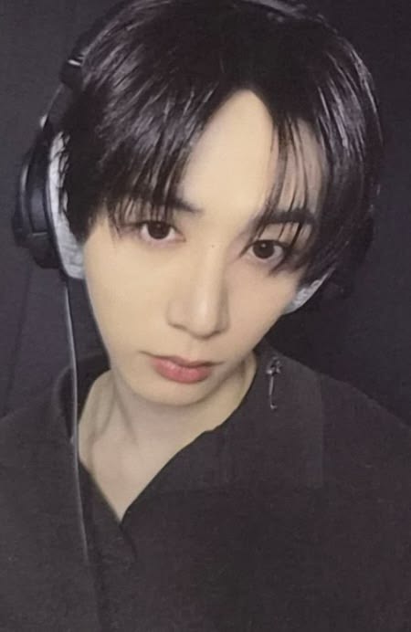Music Korea / Yes24 Pre-Order