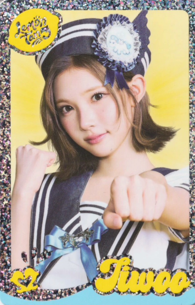 Jiwoo Hearts2Hearts photocard - Lemon Tang Random Trading Card A ver.