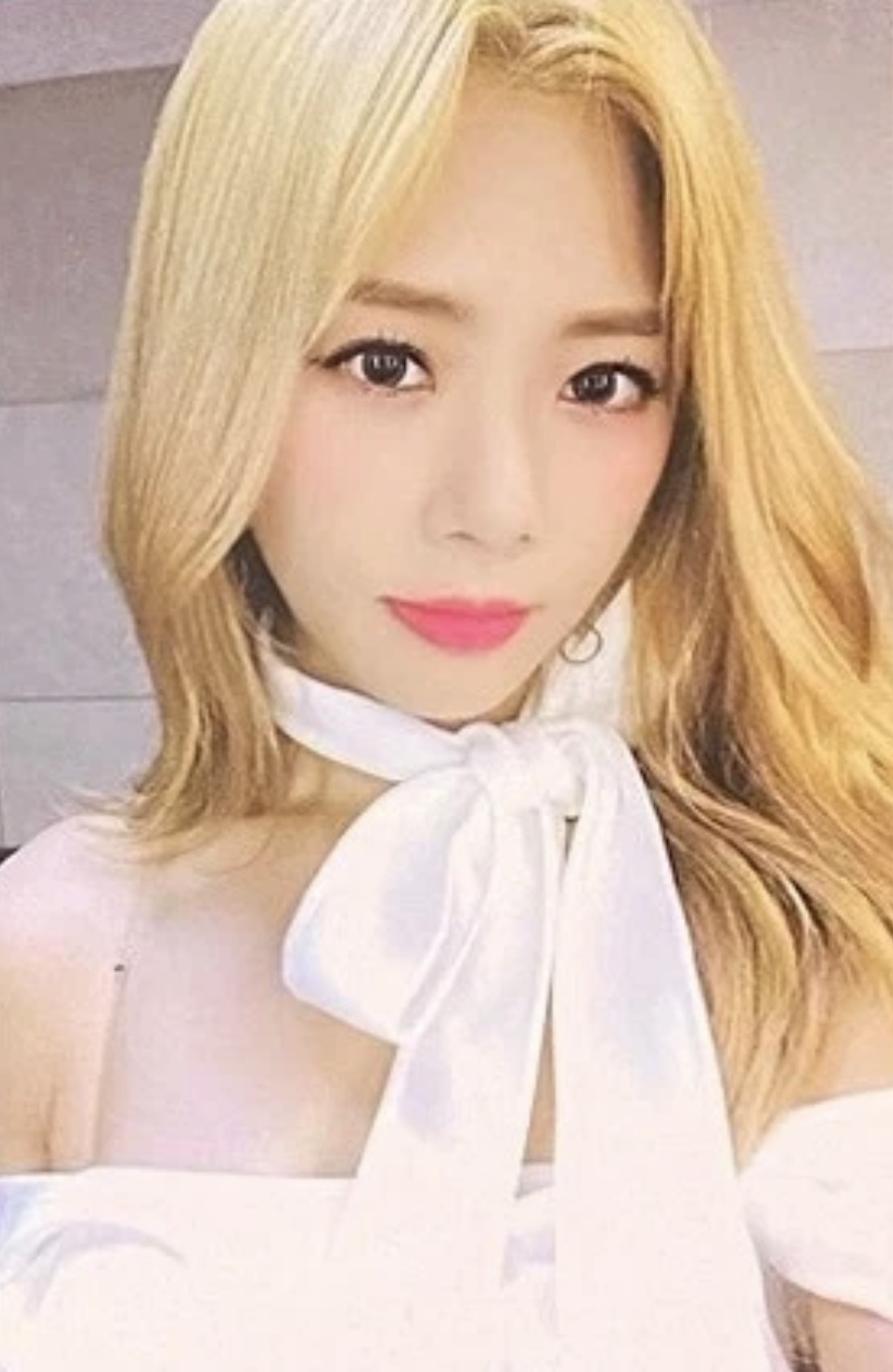JiU Dreamcatcher photocard from Photocard