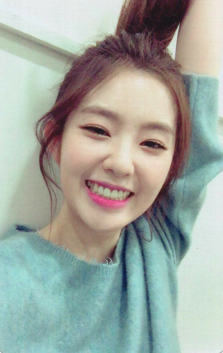 Irene Red Velvet photocard from Random Cards