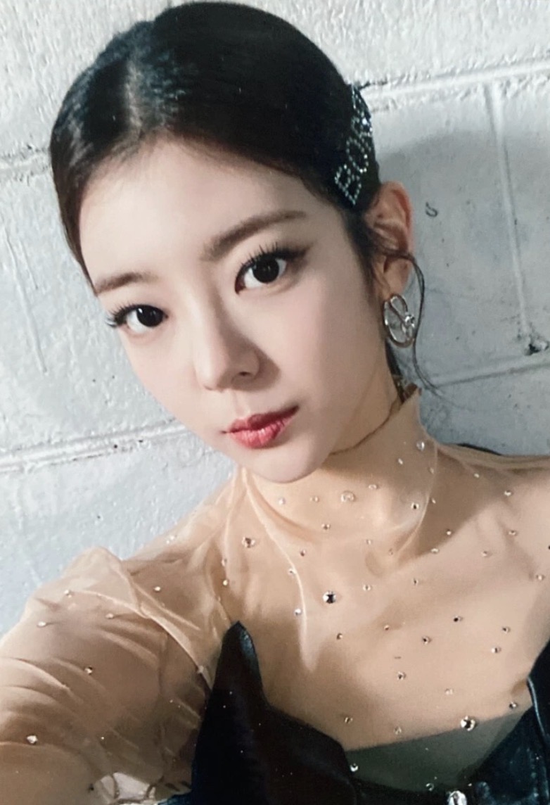 LIA ITZY photocard from Lucky draw photo print