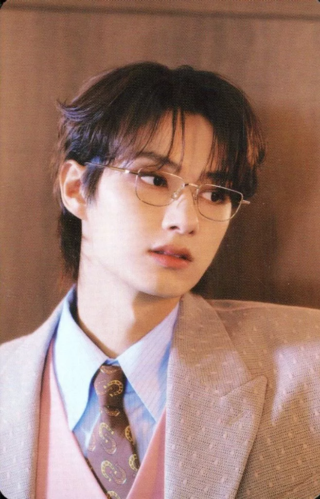 Jun SEVENTEEN photocard - SPILL THE FEELS Booklet (Random Member set)