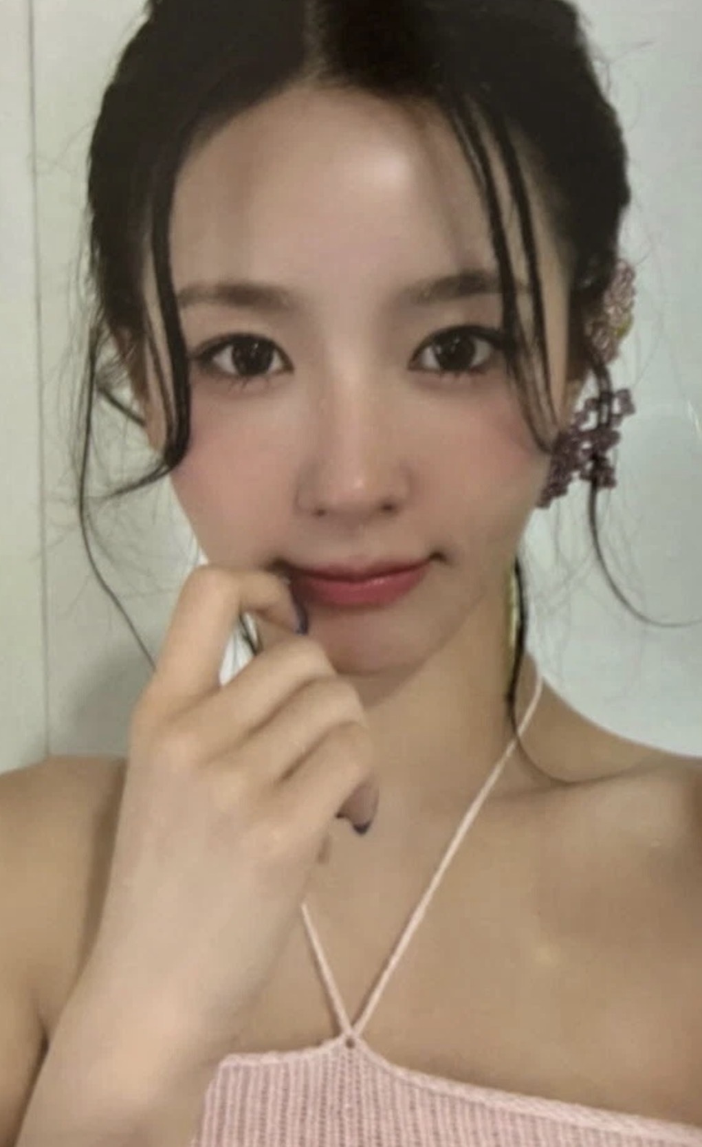 Miyeon I-DLE photocard from Photocard