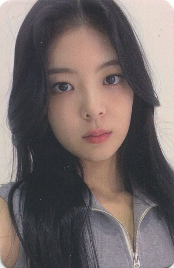 LIA ITZY photocard from Lucky Draw