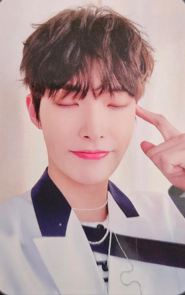 ANITEEZ in ILLUSION Acrylic Multi Holder