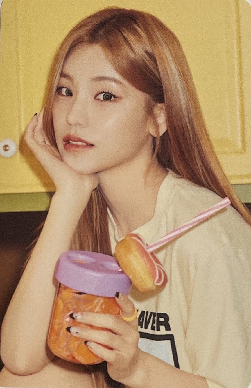 2024 Season's Greeting - Best Friend Forever Photocard Set