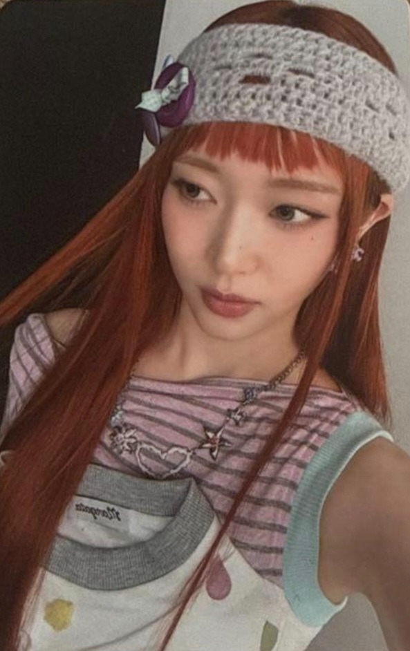 Sumin STAYC photocard from Photocard