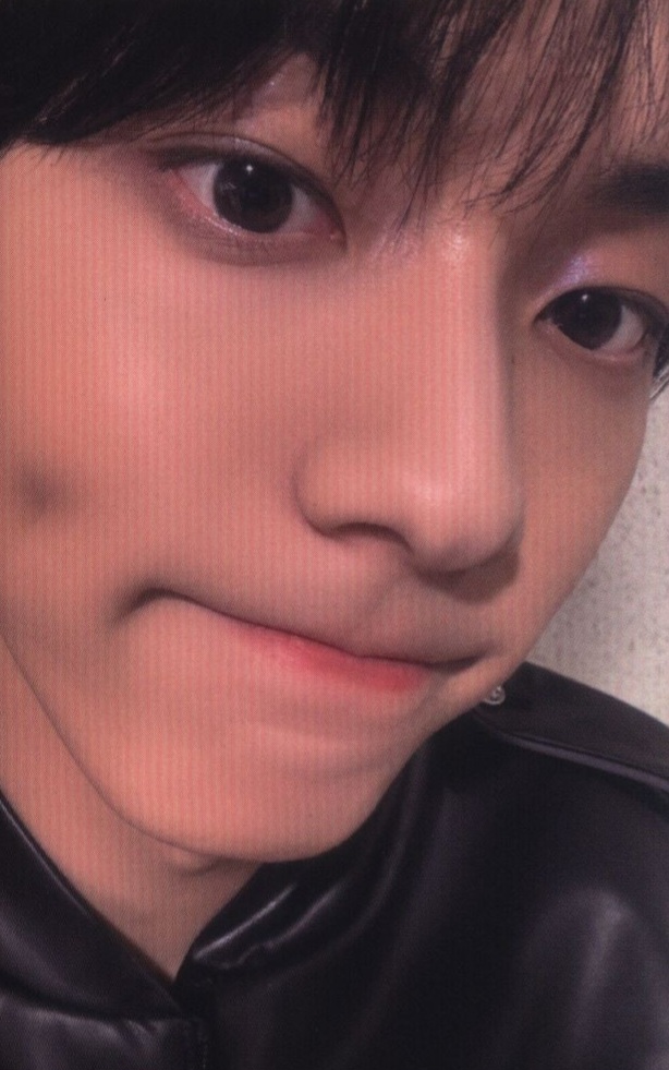 Soobin TXT photocard from Selfie Photocard C