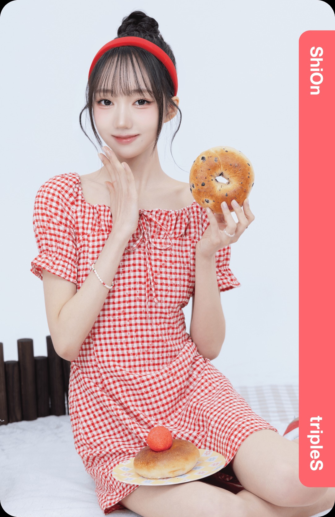 Shion tripleS photocard - Assemble25 Showcase Objekt Pack