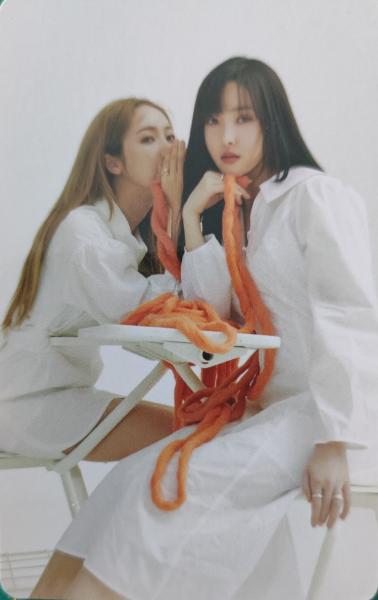 Photocard Set (Pre-Order Only)