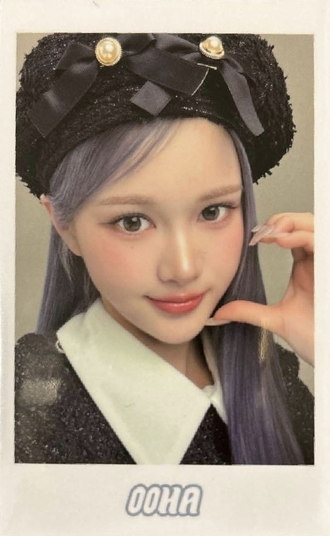 tripleS X OOHA Collaboration Photocard Event