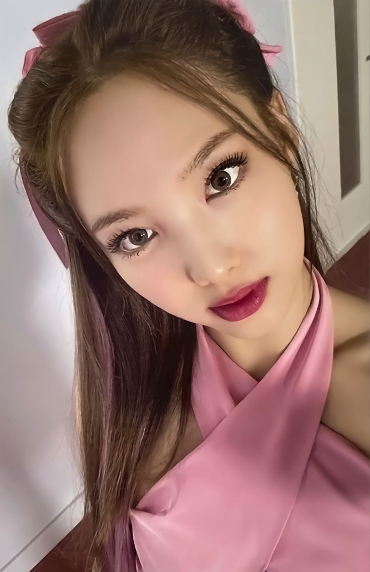 Nayeon TWICE photocard from Photocards
