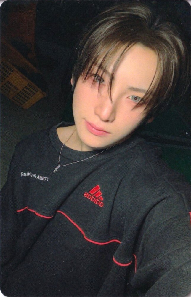 Yuma &TEAM photocard from Benefit