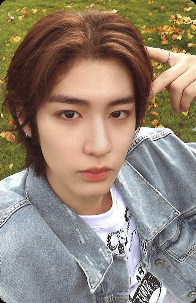 Leehan BOYNEXTDOOR photocard from Photocard