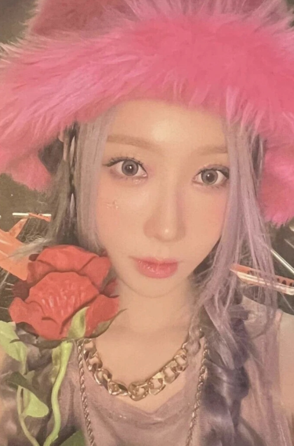 Handong Dreamcatcher photocard from Trading card 1.0 rose