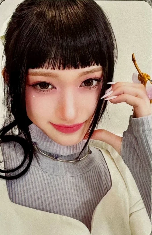 Leeseo IVE photocard from Photocards