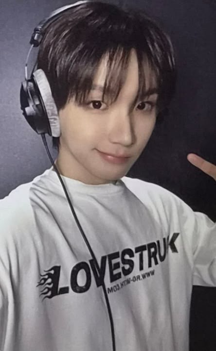 Woonhak BOYNEXTDOOR photocard from Pre-Order
