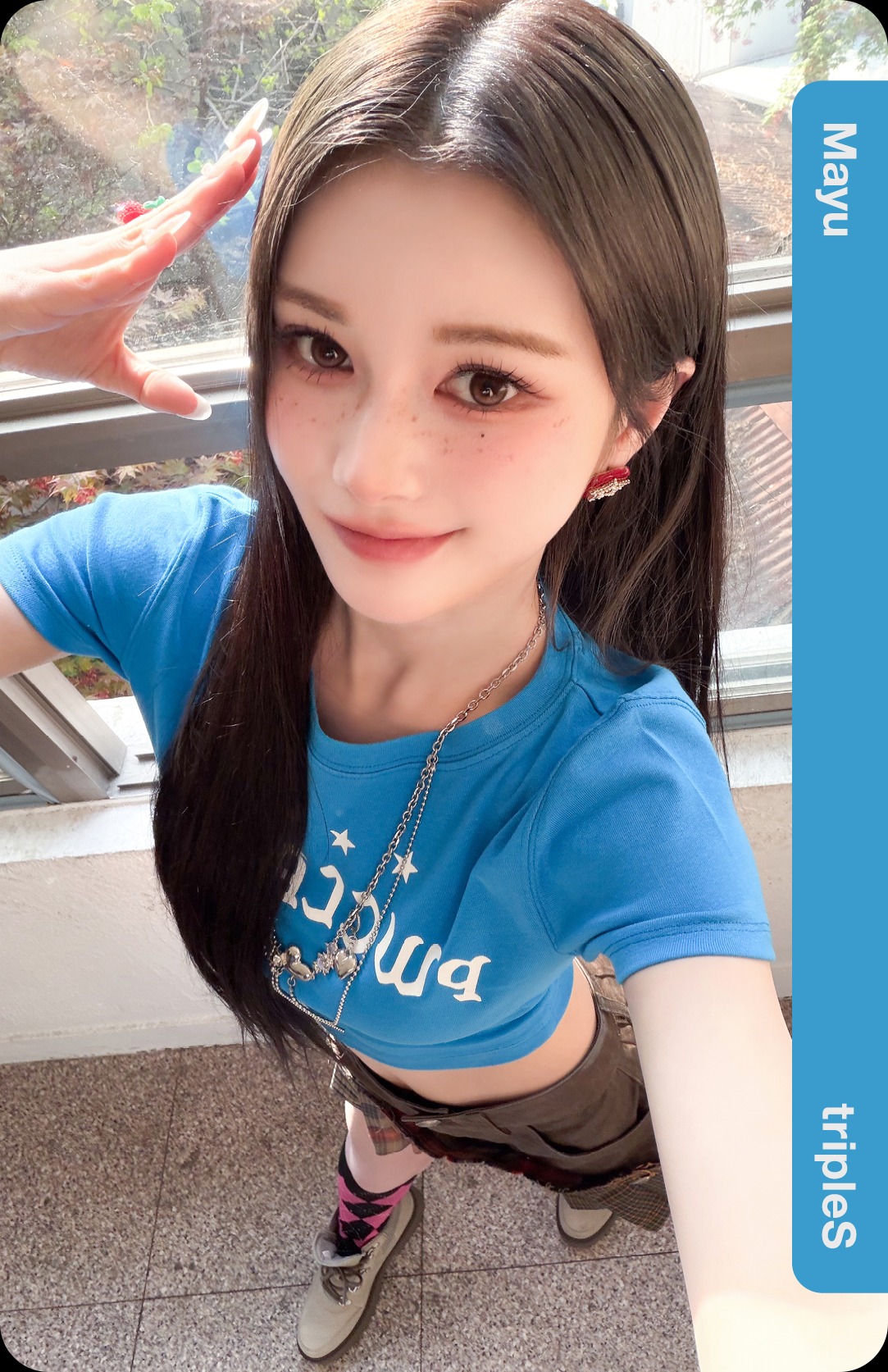 Mayu tripleS photocard - LOVE&POP pt.1 Double Class Objekt