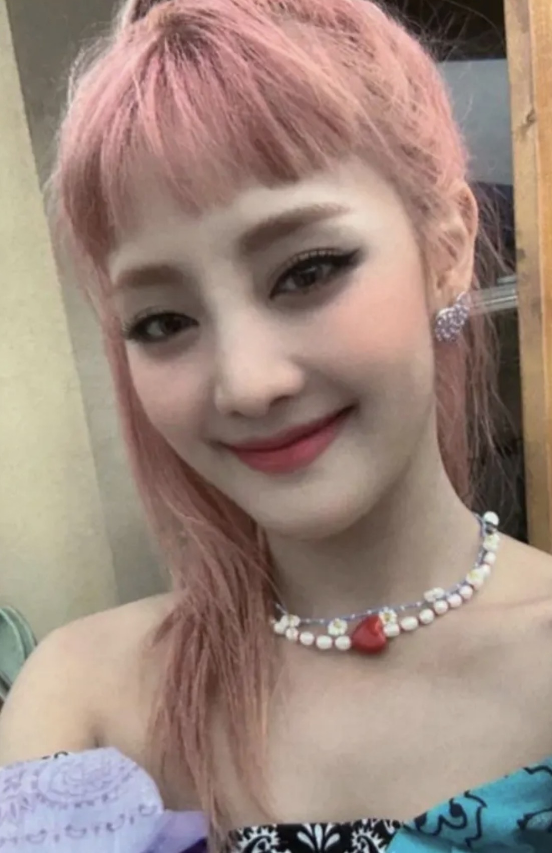 Ktown4u Giveaway Benefit
