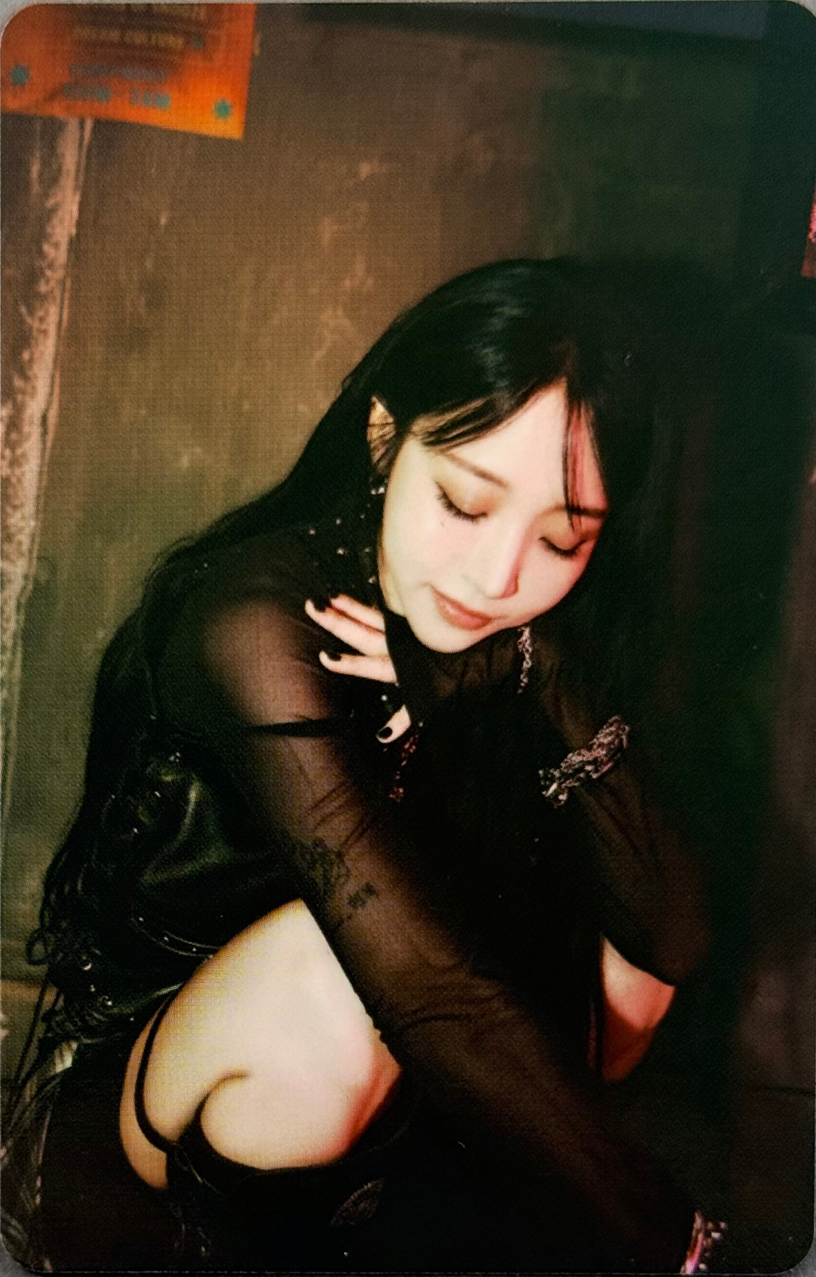 Moonbyul Moon Byul photocard - Laundri Image Card
