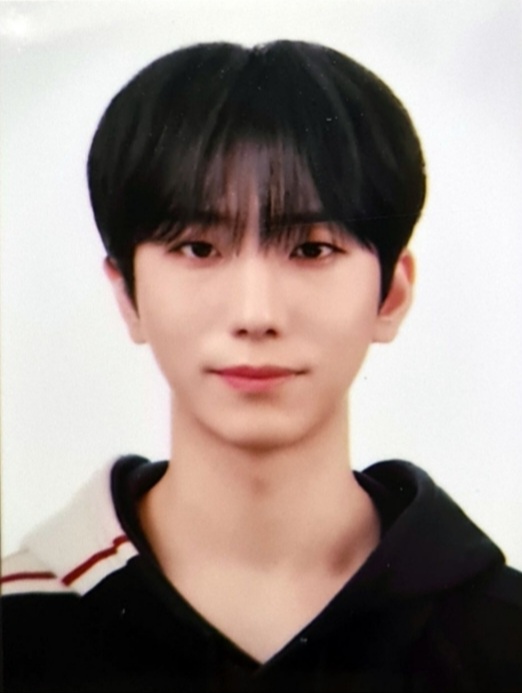 Gunil photocard