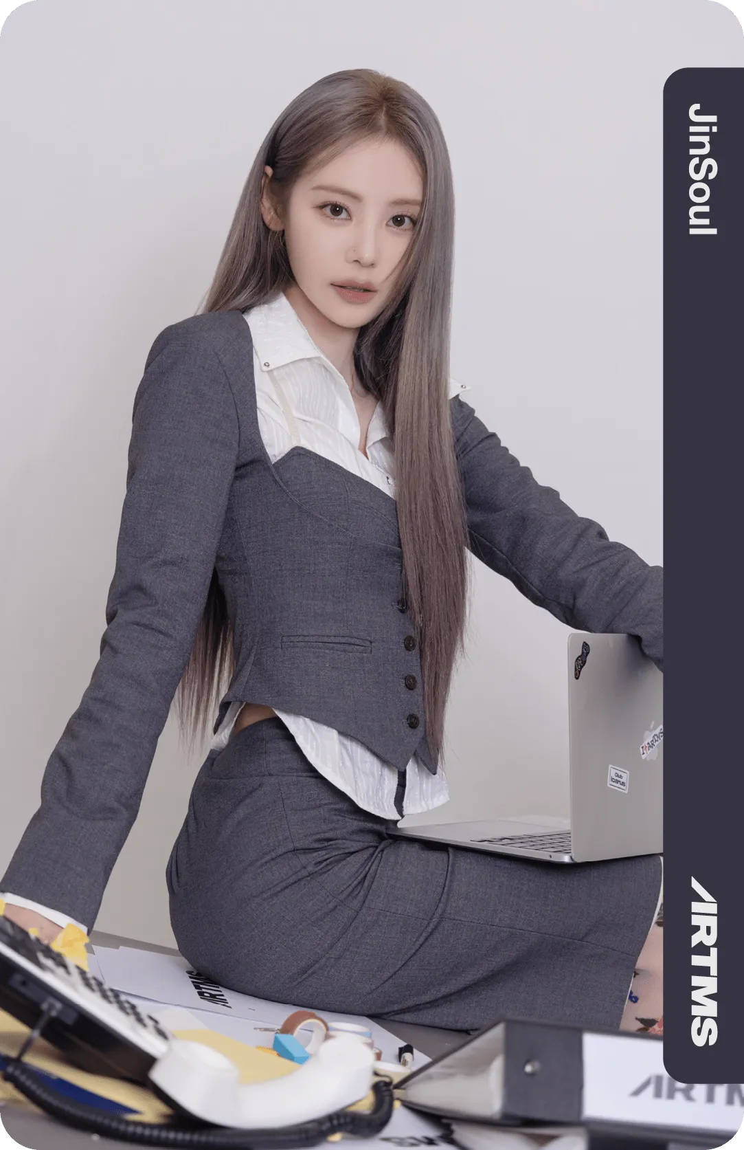 JinSoul ARTMS photocard - Club Icarus Showcase Objekt Pack