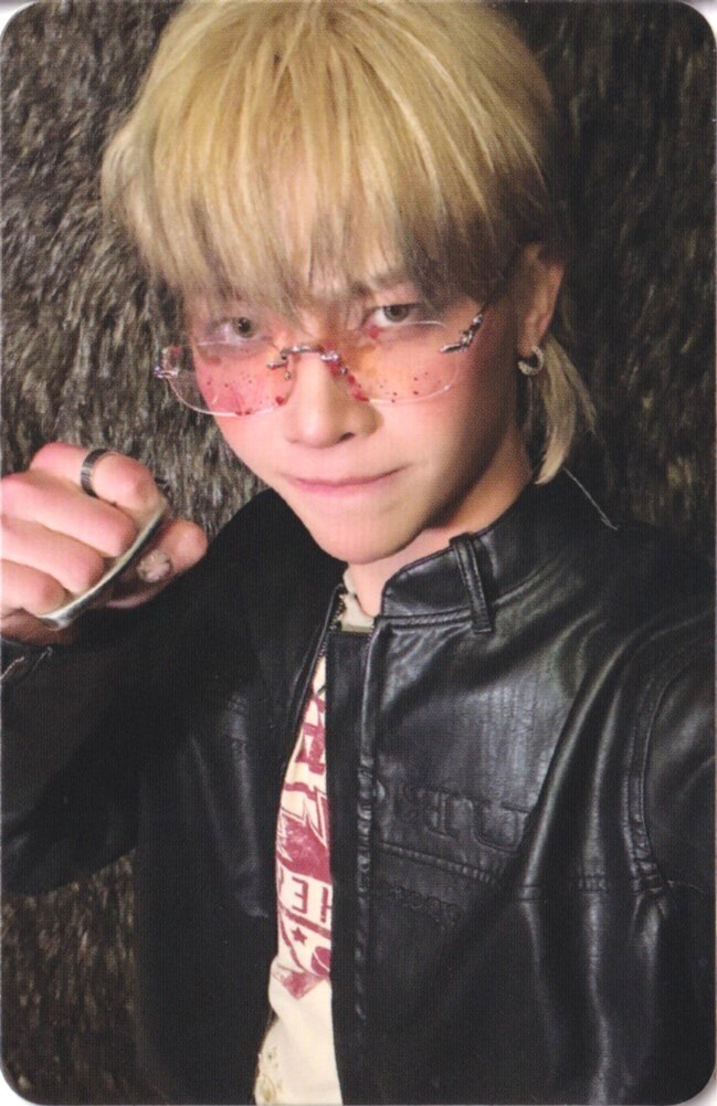 Photocard B