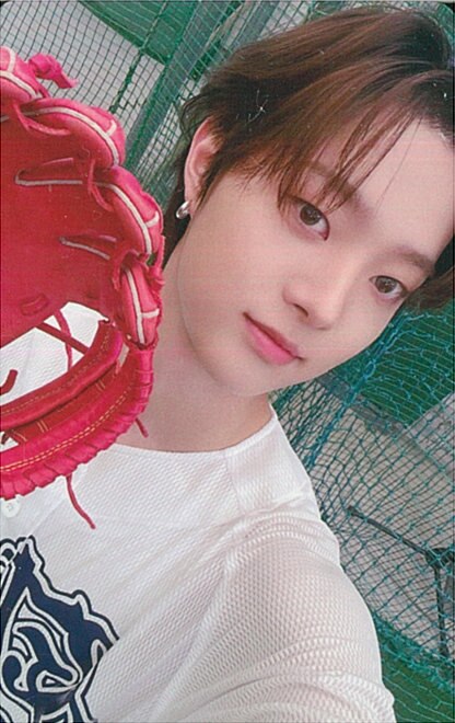 Weverse Japan 2.0 Special Fansign Benefit