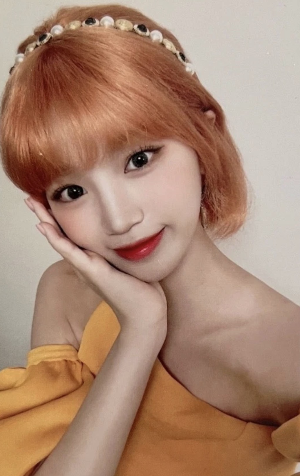 Chaewon IZ*ONE photocard - BLOOM*IZ