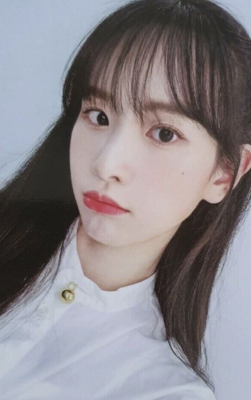 SeolA Cosmic Girls photocard - UNNATURAL Photocard