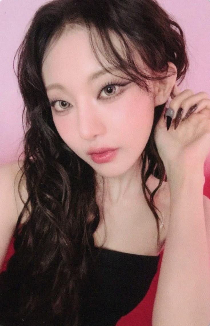 Sheon Billlie photocard from Preorder