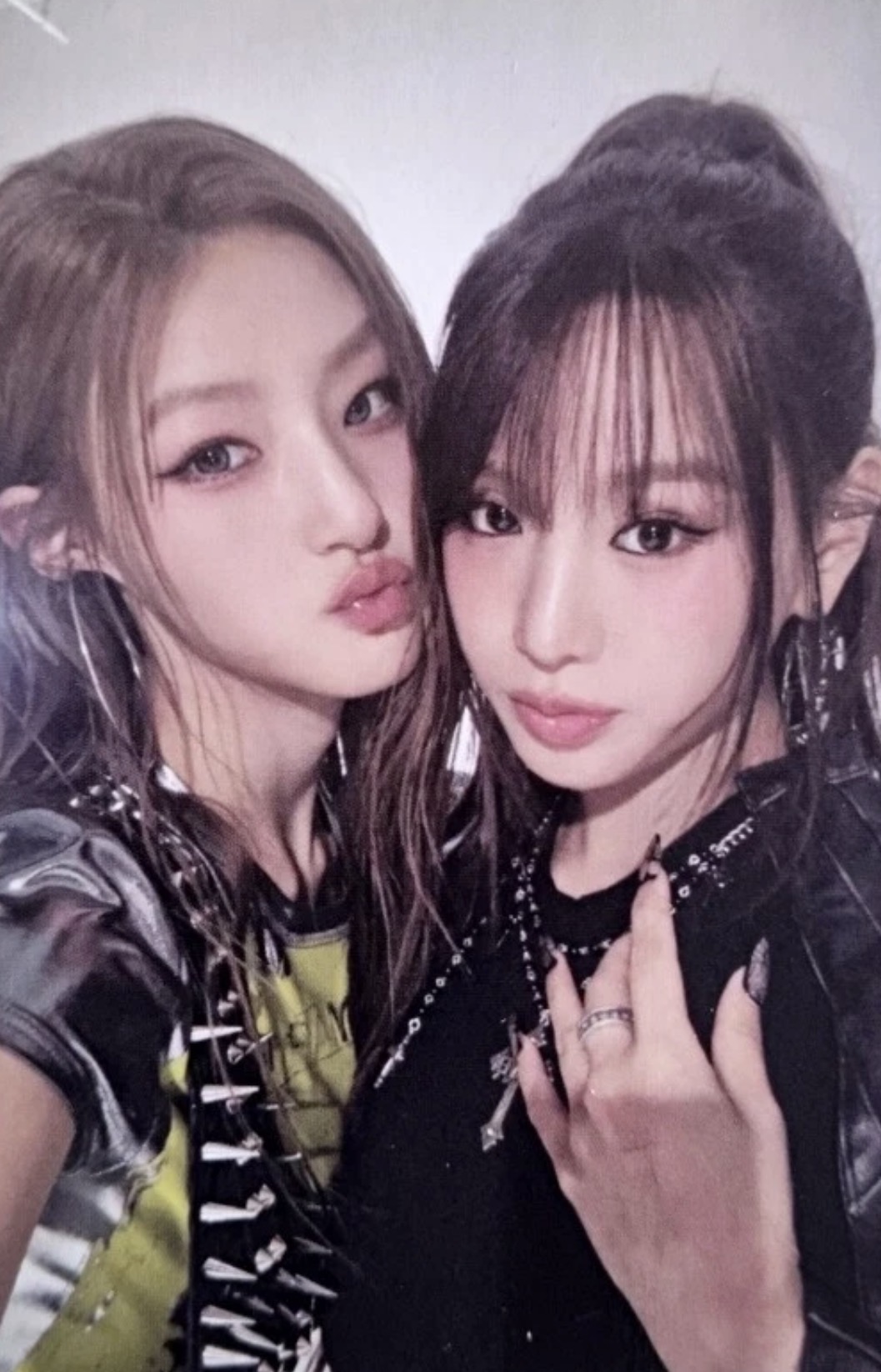  KISS OF LIFE photocard from Unit Photocard
