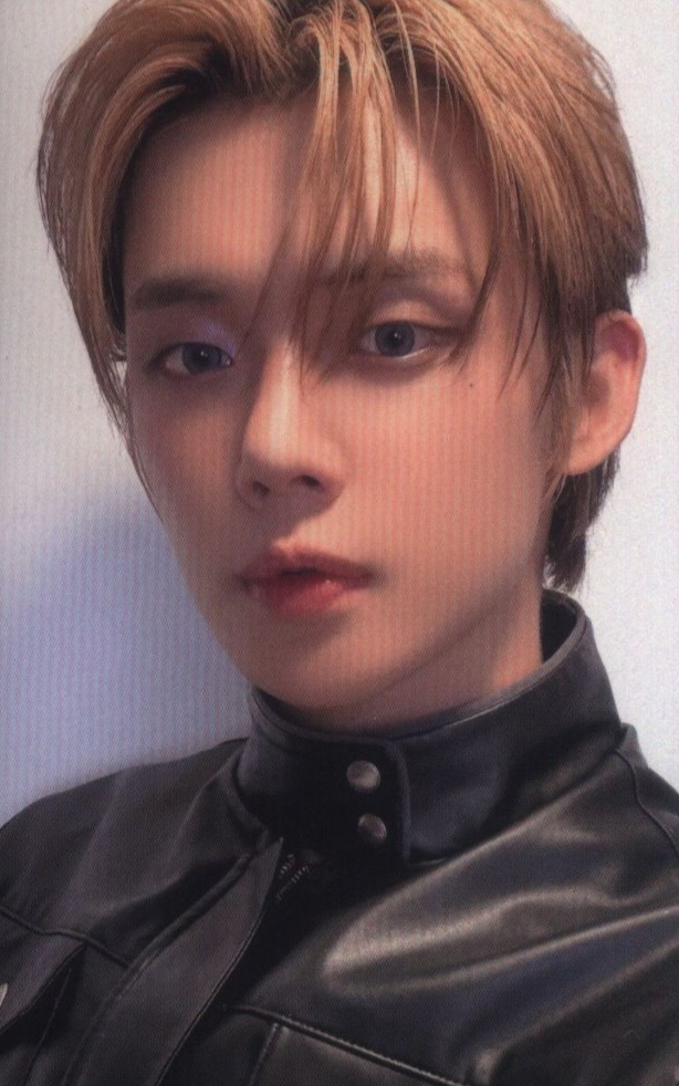 Yeonjun TXT photocard - Starkissed Selfie Photocard C