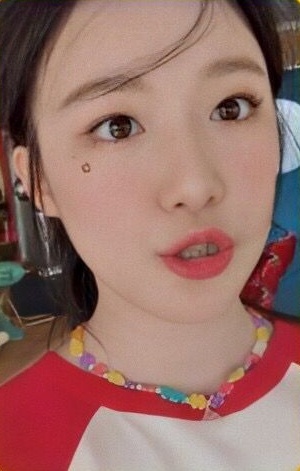 Ktown4u Giveaway Benefit