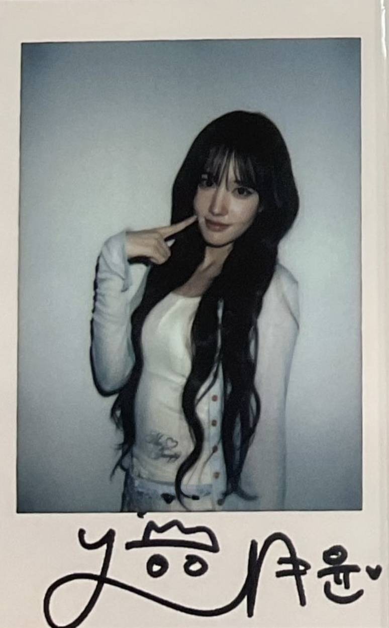 Yoon STAYC photocard from Lucky Draw Polaroid Benefit